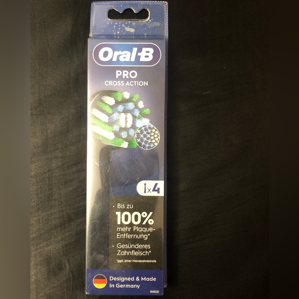 Oral-B Pro Cross Action Replacement Heads 4 Pack Black